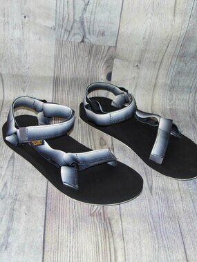 TEVA Original Universal Gradiate Black/White Sandals Womens Size 8